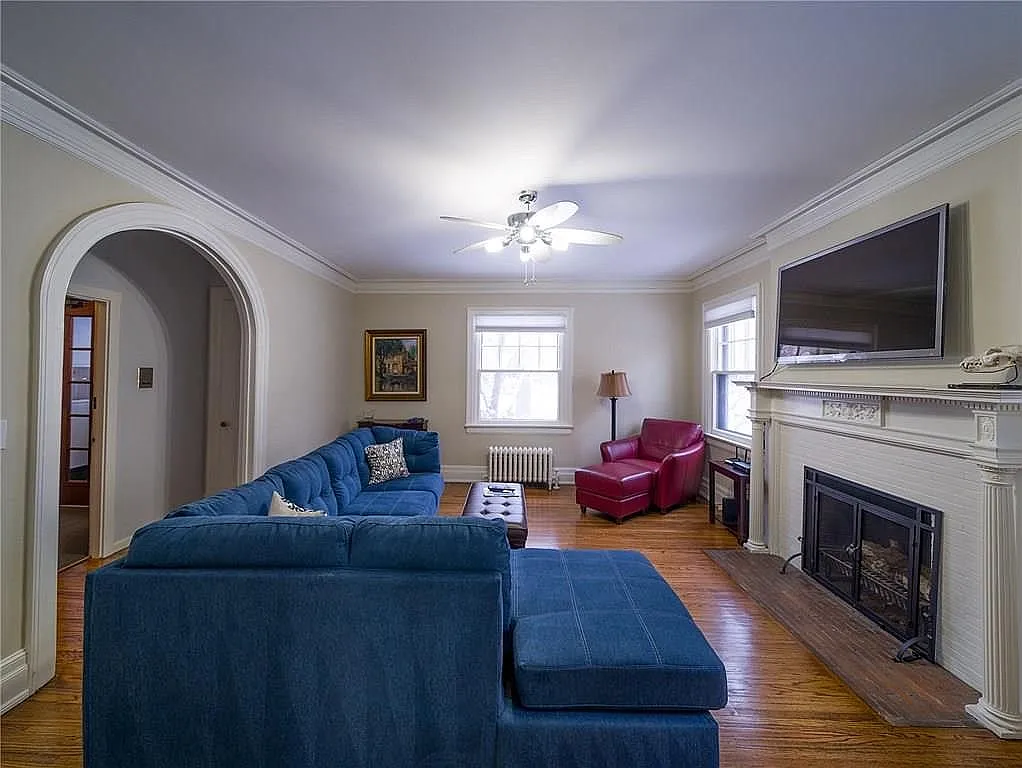 1 bed, 1050 sqft, $1,500 — Photo 1