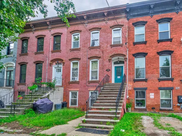 298 Princeton Avenue image 1 of 13