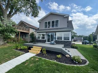 677 King Cir, Lake Orion, MI