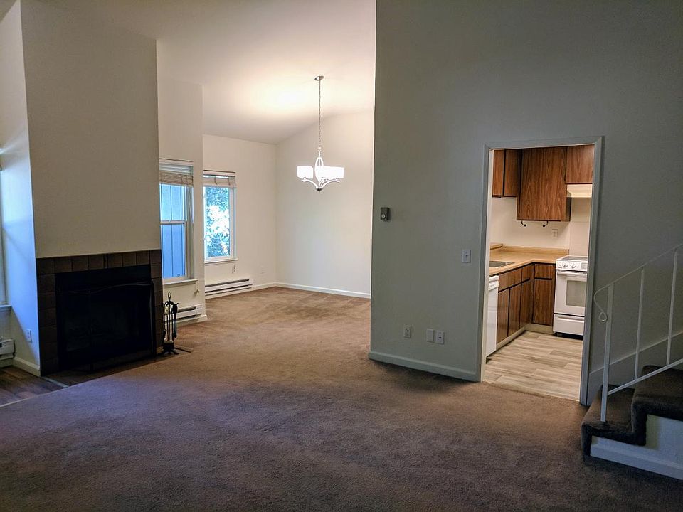 1st image of 911 Apricot Ave APT B