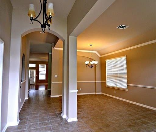 4th image of 15805 Double Eagle Dr