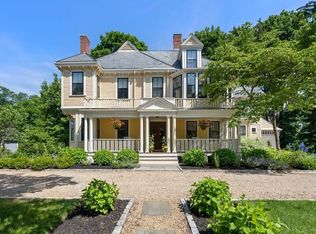 699 Boston Post Rd, Weston, MA 02493