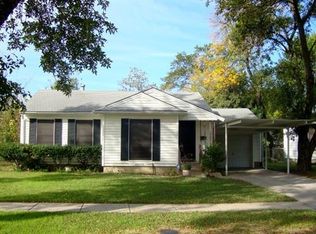 1106 SW 5th St, Grand Prairie, TX 75051