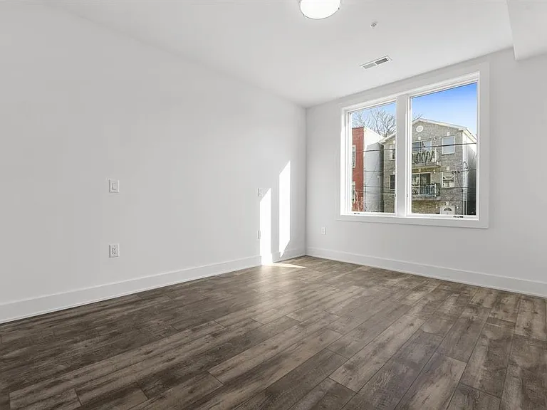 508 Central Ave #503 — Photo 7