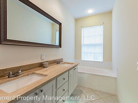 5th image of 5349 Cove Cir #129
