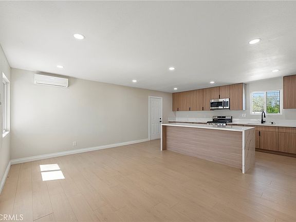 4th image of 38905 Juniper Tree Rd