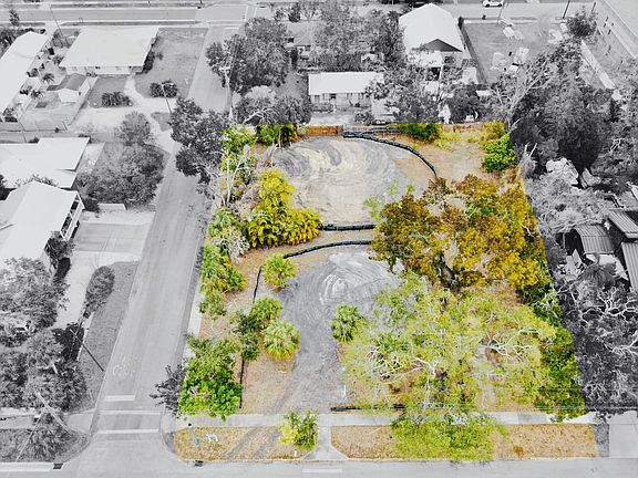 4th image of 624 Goodrich Ave