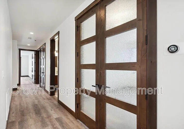 317 Akers Ln #G — Photo 15