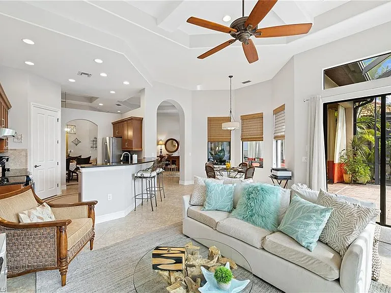 6513 Caldecott Dr — Photo 20
