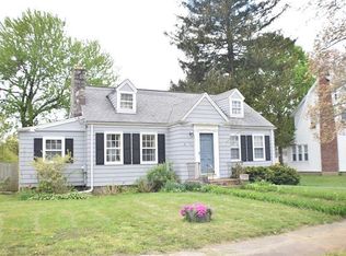 356 Mapledale Pl, Bridgeport, CT 06610