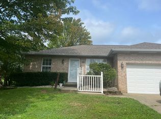 8989 Julia Mdws #8989, Independence, KY 41051