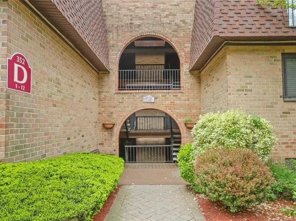 352 Central Park Avenue #D7, Scarsdale, NY 10583