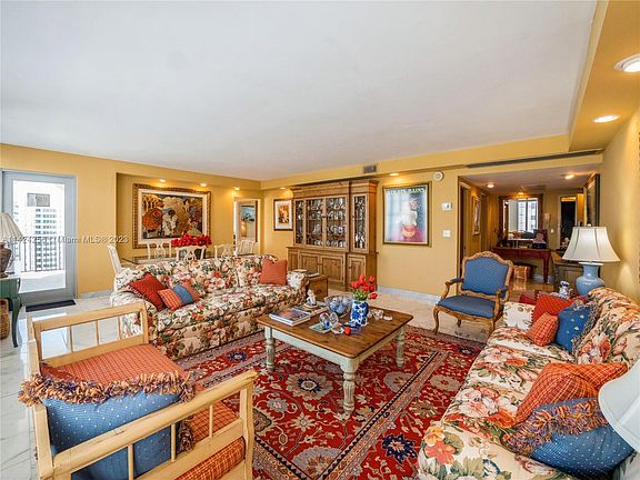 4th image of 5660 Collins Ave APT 14B