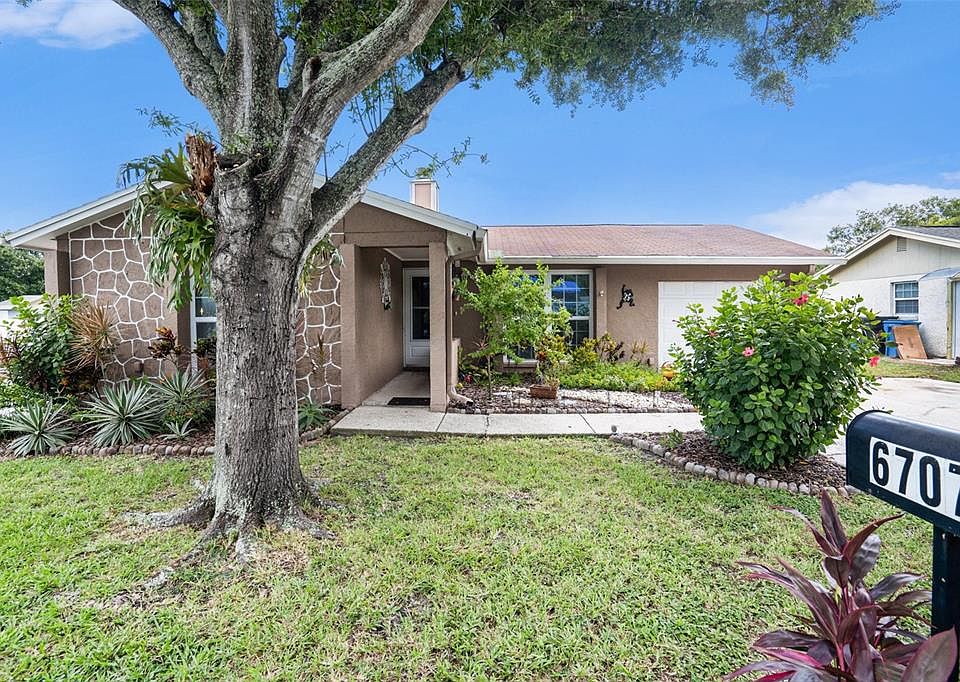 1st image of 6707 VILLAGE GROVE CT