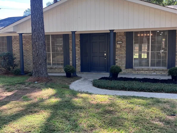 3327 Warwick Dr, Shreveport, LA 71118