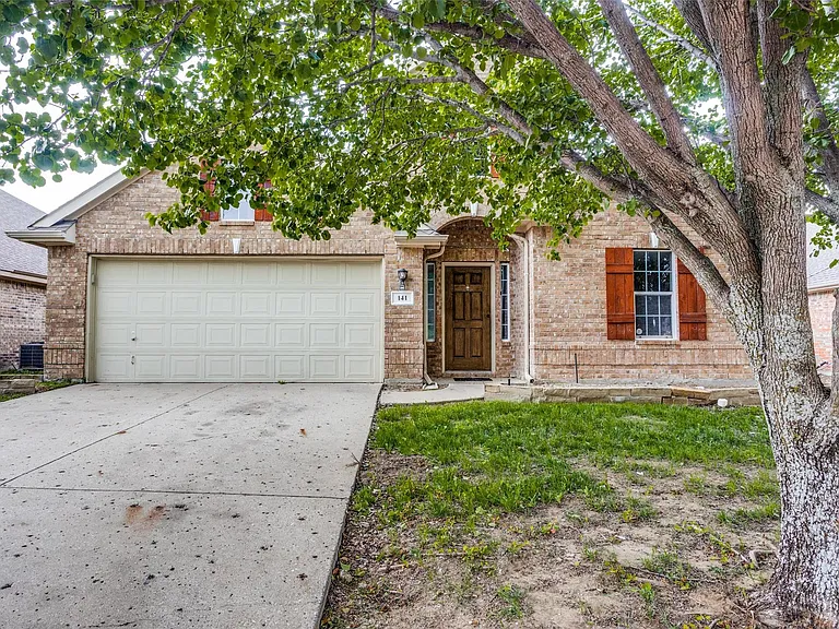 141 Arbordale Way — Photo 1