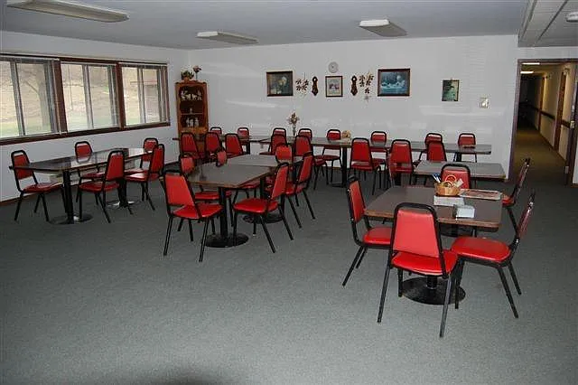 1 bed, $333 — Photo 4