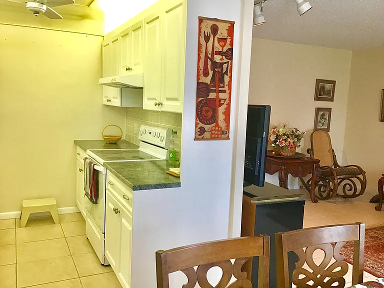 4004 Exeter Dr #A — Photo 12