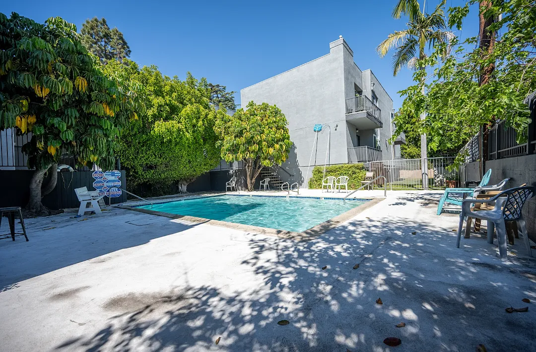 14200 Victory Property — Photo 4