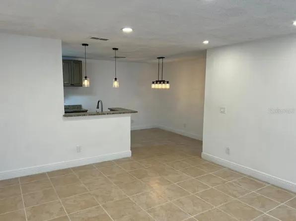 2101 CASCADES BOULEVARD #106, KISSIMMEE, FL 34741