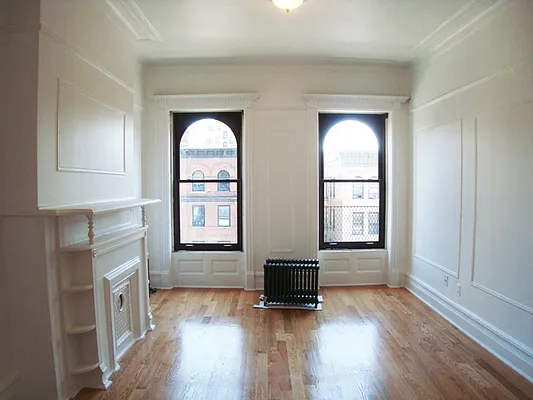 Rented by DSA Realty | media 38