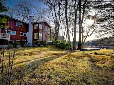 3 Rocky Brook Rd, Dover, MA, 02030