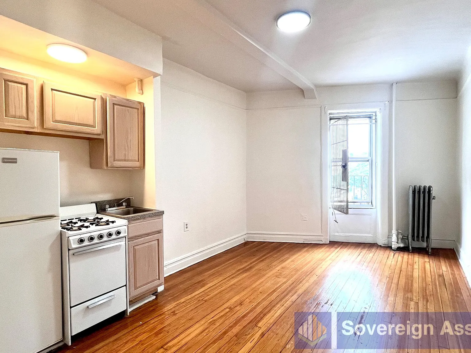 936 West End Avenue — Photo 2