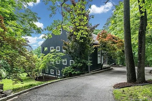 58 Wells Hill Rd Photo 1