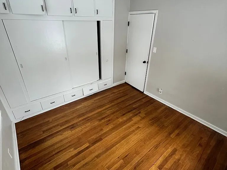 1660 St Joseph Blvd — Photo 26