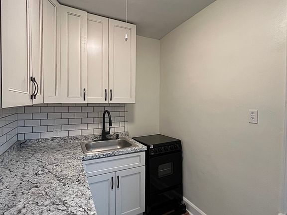 2nd image of 210 Lancaster Ave