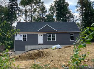 5 Heath Rd, Lebanon, ME 04027