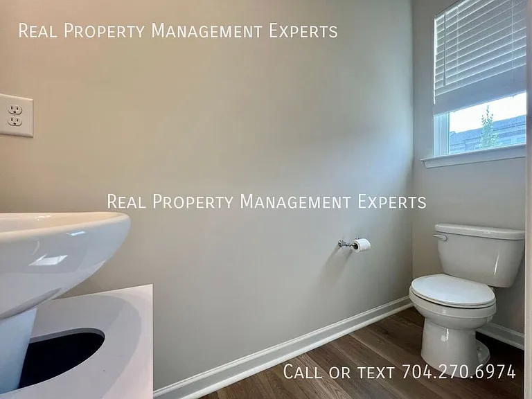 3115 Hutton Gardens Ln — Photo 8