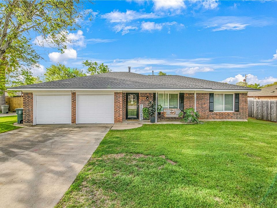 1st image of 3506 Tanglewood Dr