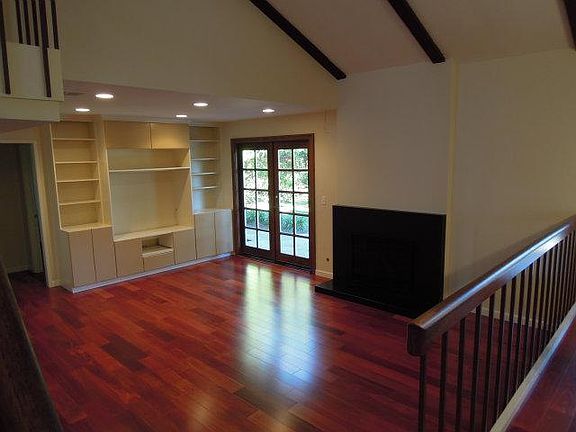 5th image of 19307 Brockton Ln
