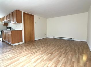 1261 State Highway 7 APT 12, Troy, NY 12180