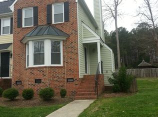 19 Forest Gln, Chapel Hill, NC 27517