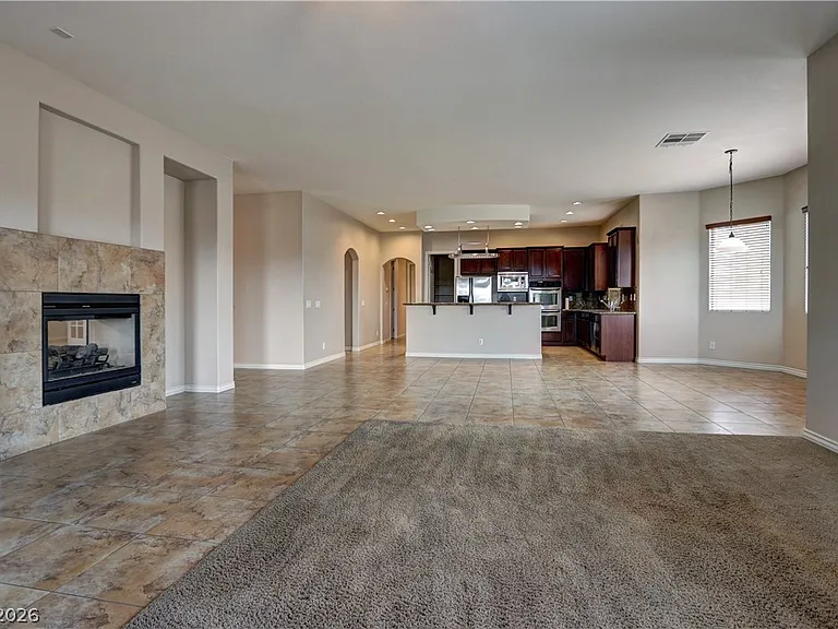 7560 Prancing Pony Ct — Photo 8