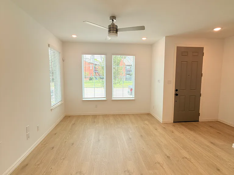5328 Springlake Pkwy — Photo 7