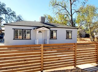 1091 Hawthorne Ave, Redding, CA 96002