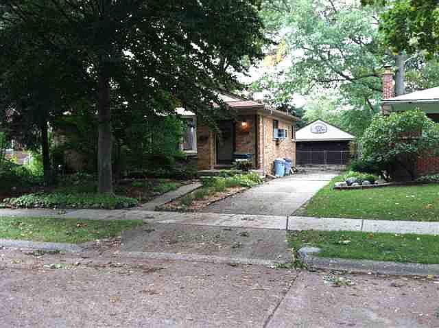 1st image of 24051 Norwood St