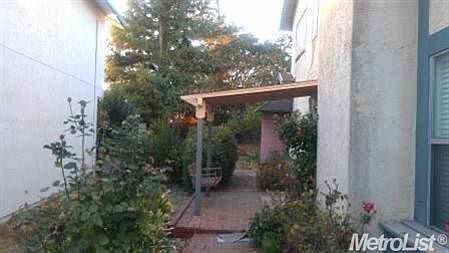 2nd image of 8468 Sunnybrae Dr