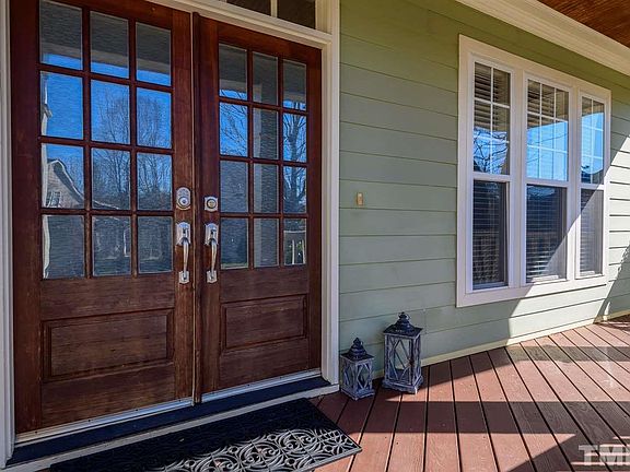 2nd image of 229 Thorndale Dr