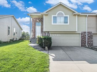 7330 S 174th St, Omaha, NE 68136