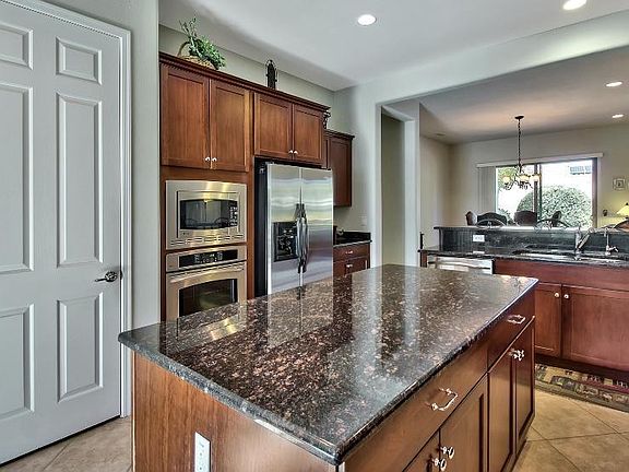 5th image of 26620 W Yukon Ct