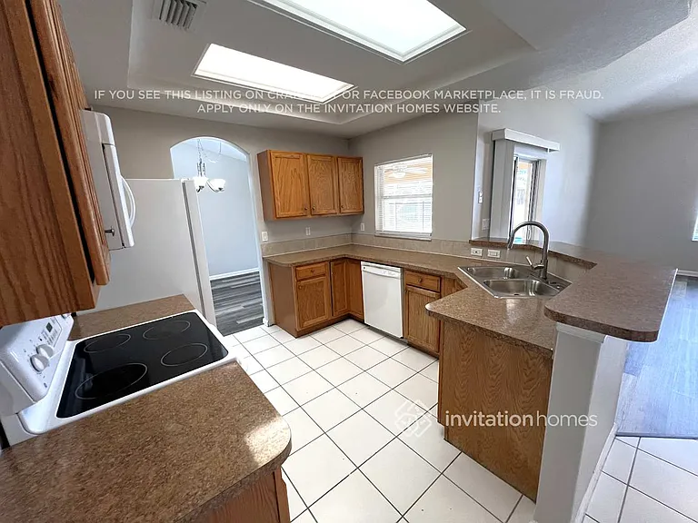1831 SW Renfro St — Photo 6