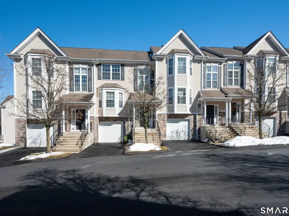 902 Sienna Drive #902, Danbury, CT 06810