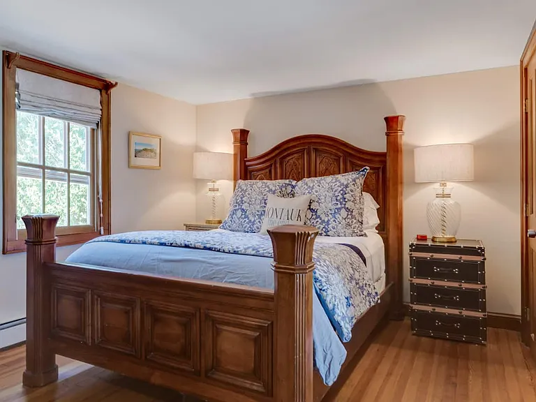 681 Old Montauk Hwy — Photo 14
