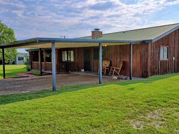 978 Longbranch Rd, Nocona, TX 76255