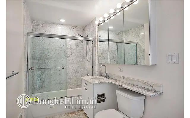 Rented by Douglas Elliman | media 19