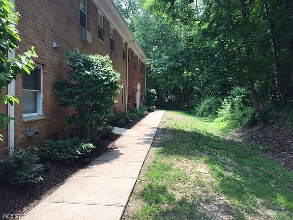 2nd image of 100 Pierson Miller Dr #63